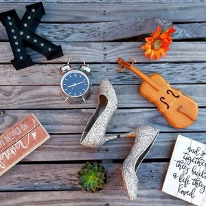 Michael Antonio Silver Glitter Pumps